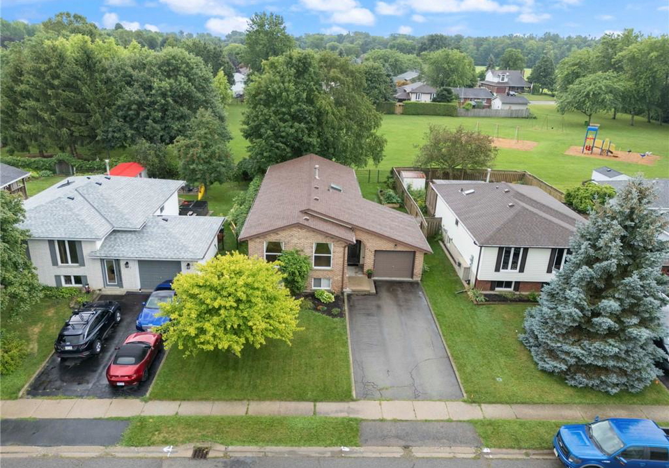309-dover-avenue-port-dover-ontario-40854402