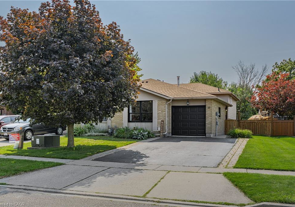 37-sandalwood-drive-cambridge-ontario-40854403