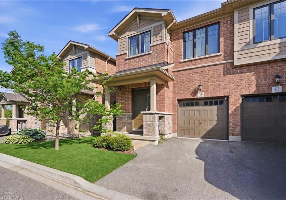 35-pelican-lane-hamilton-ontario-40854412