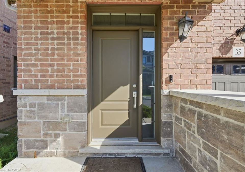 35-pelican-lane-hamilton-ontario-40854412