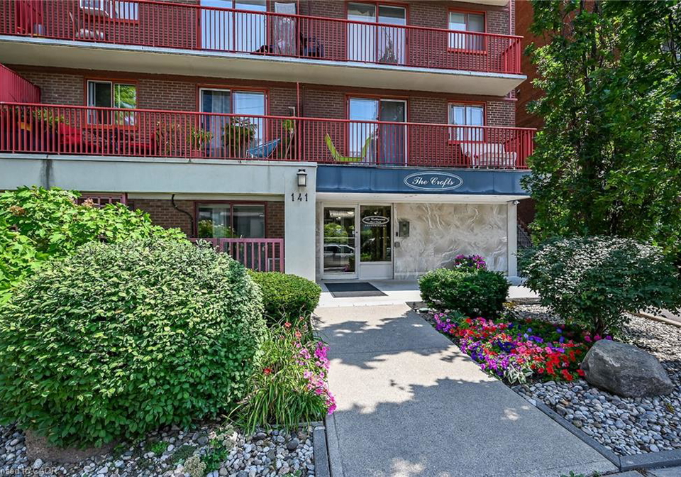 141-catharine-street-s-hamilton-ontario-40854422