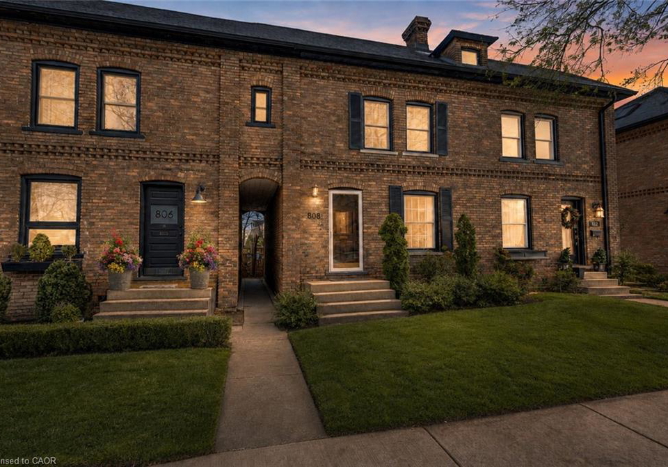 808-monmouth-road-windsor-ontario-40854452