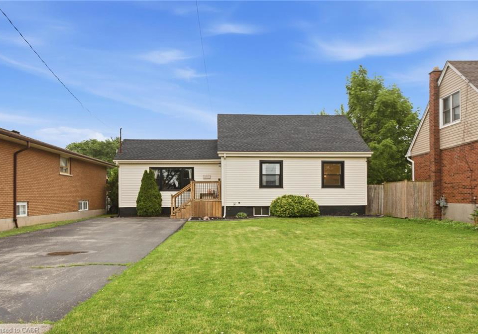 481-upper-gage-avenue-hamilton-ontario-40854455