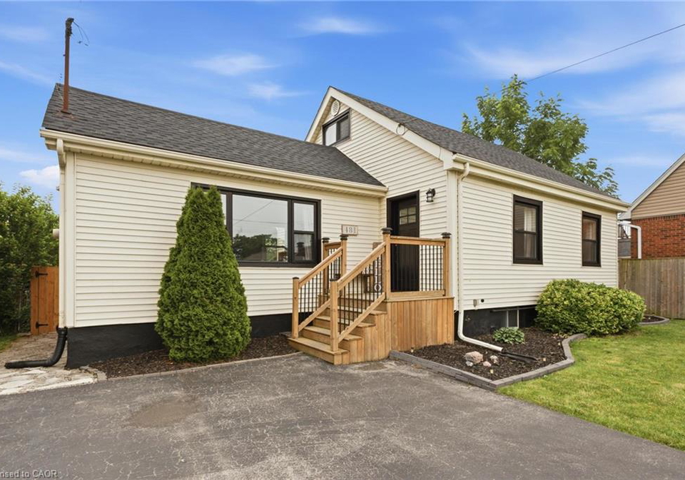 481-upper-gage-avenue-hamilton-ontario-40854455