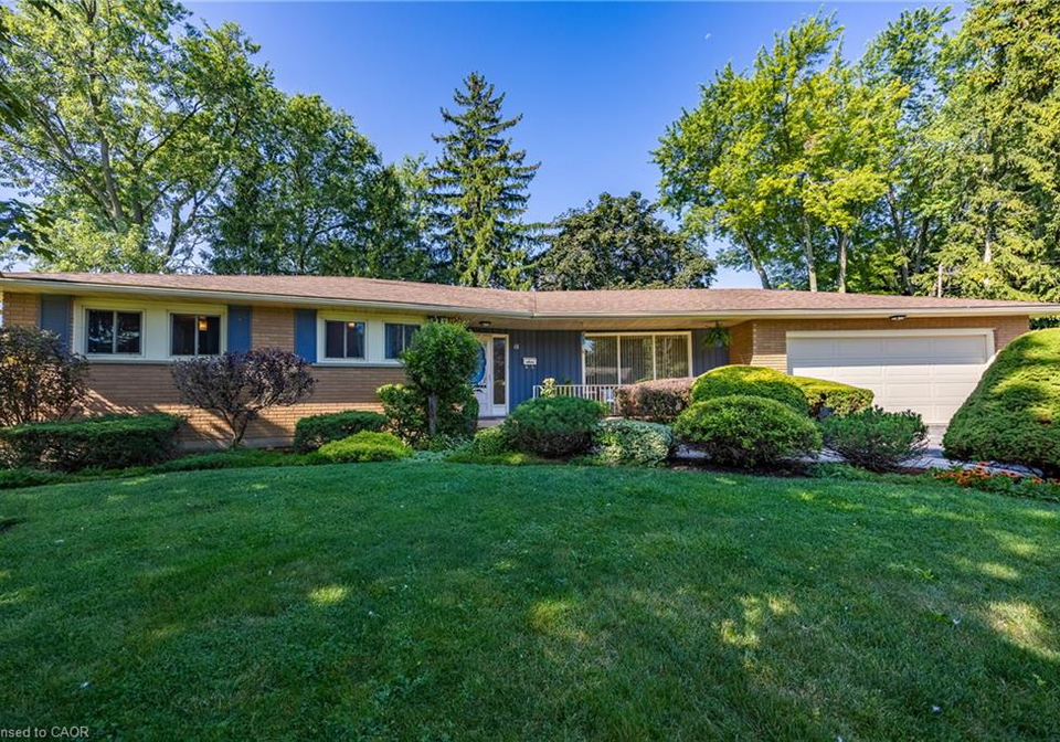 18-elm-avenue-hagersville-ontario-40854476