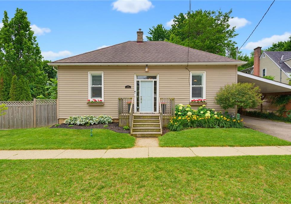 57-main-street-n-waterdown-ontario-40854495