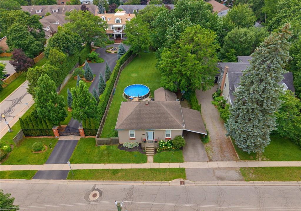 57-main-street-n-waterdown-ontario-40854495