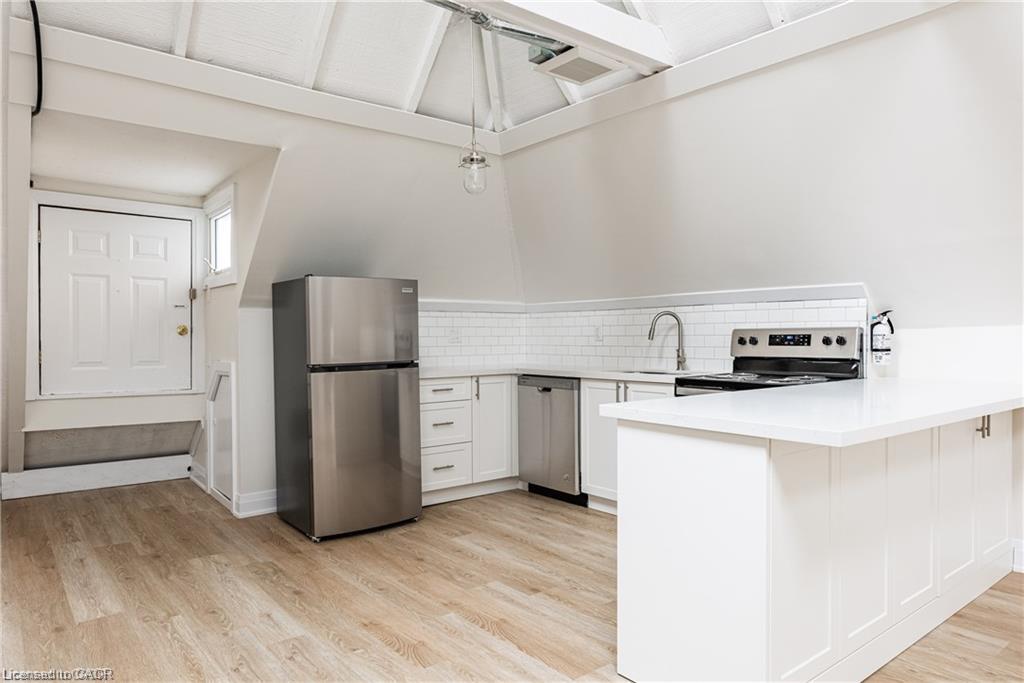 106-east-avenue-s-hamilton-ontario-40854501