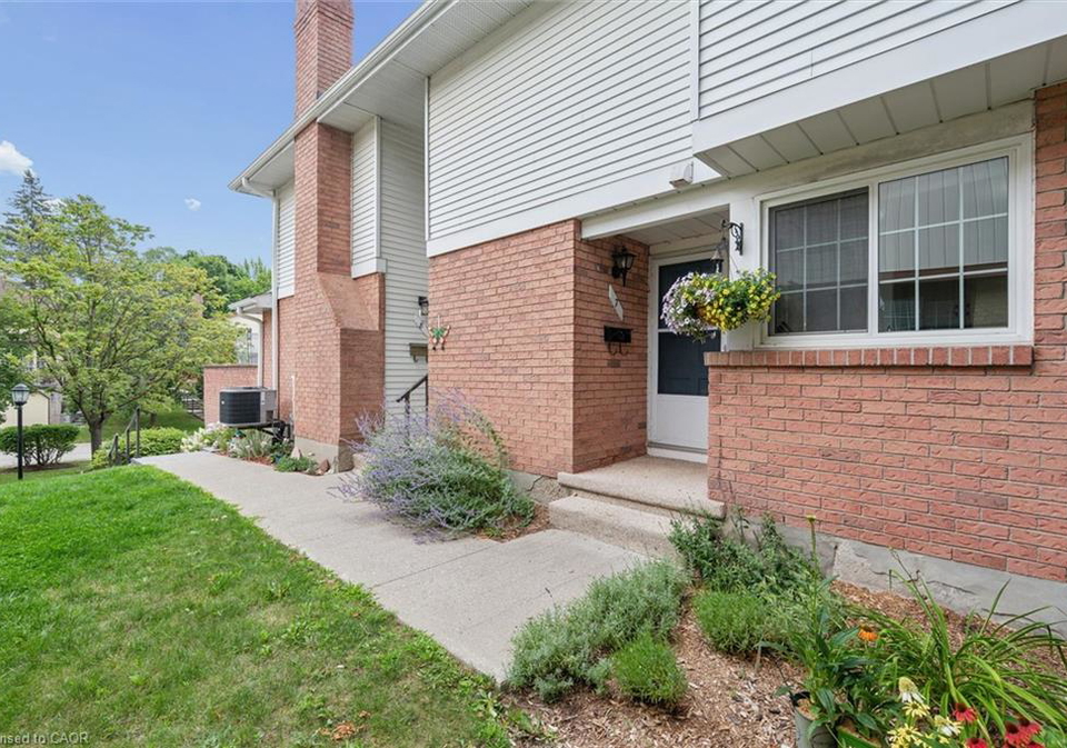 220-kingswood-drive-kitchener-ontario-40854508