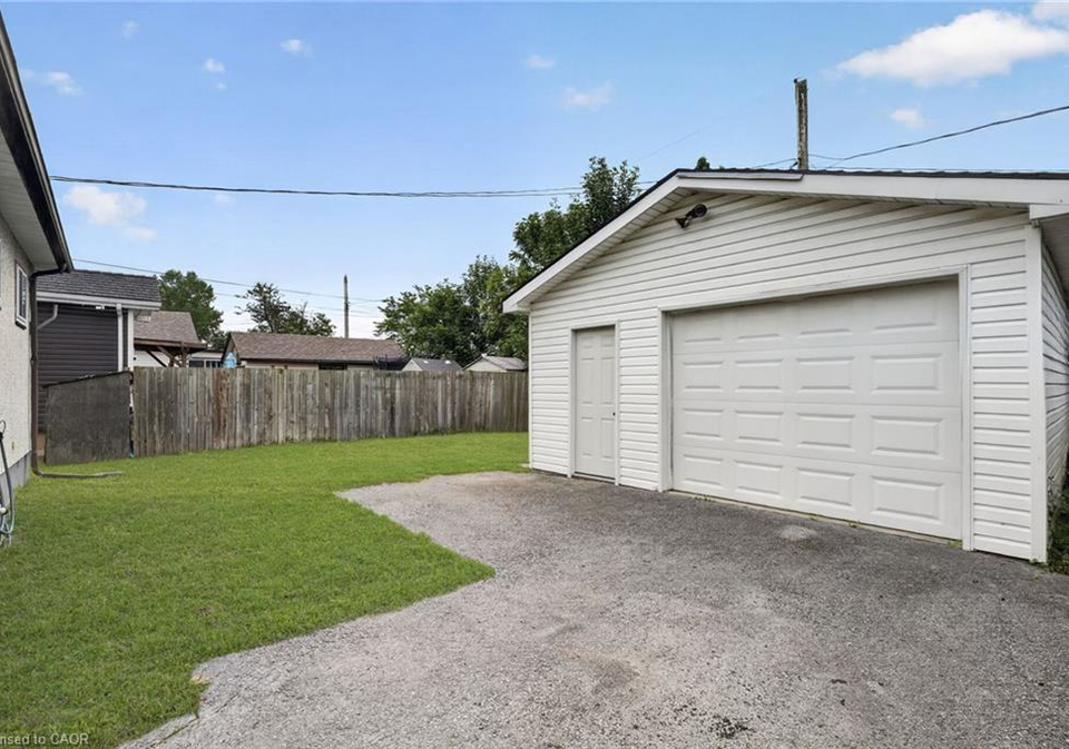 333-simpson-avenue-welland-ontario-40854533