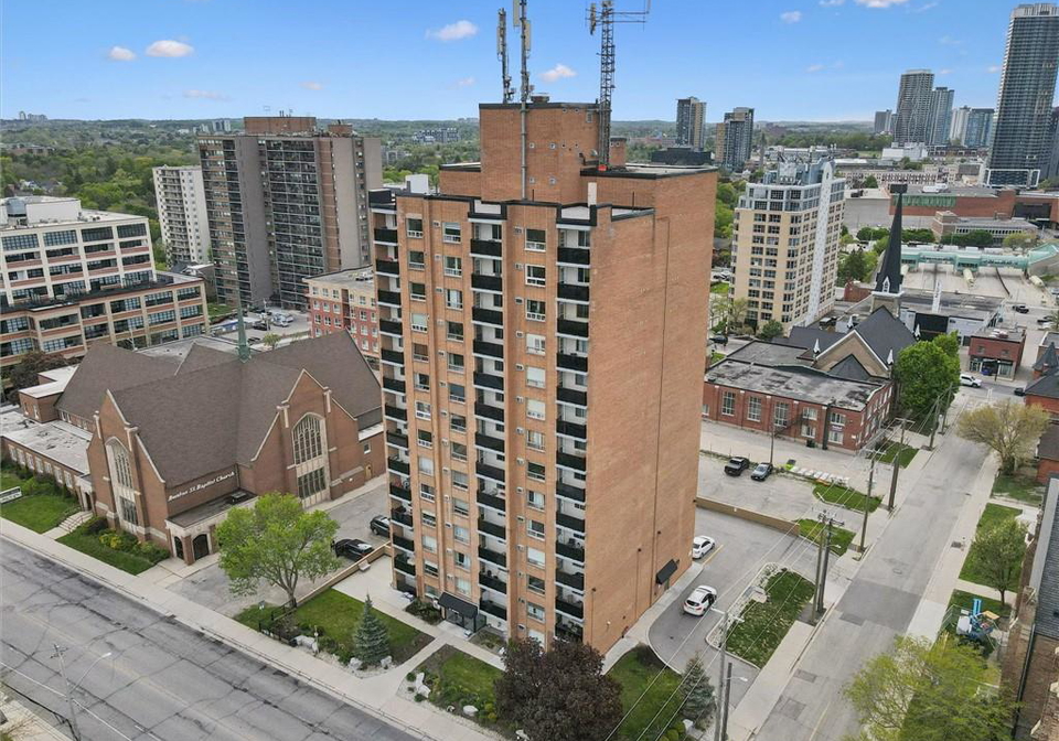64-benton-street-kitchener-ontario-40854605
