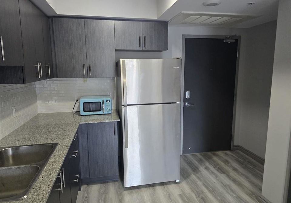 275-larch-street-waterloo-ontario-40854617