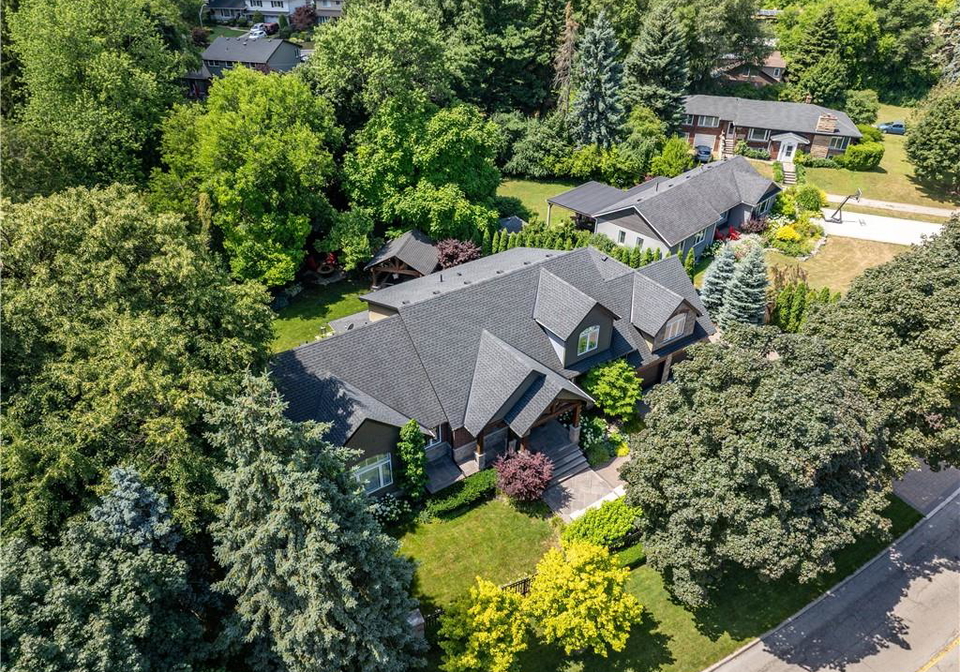 921-scenic-drive-hamilton-ontario-40854642