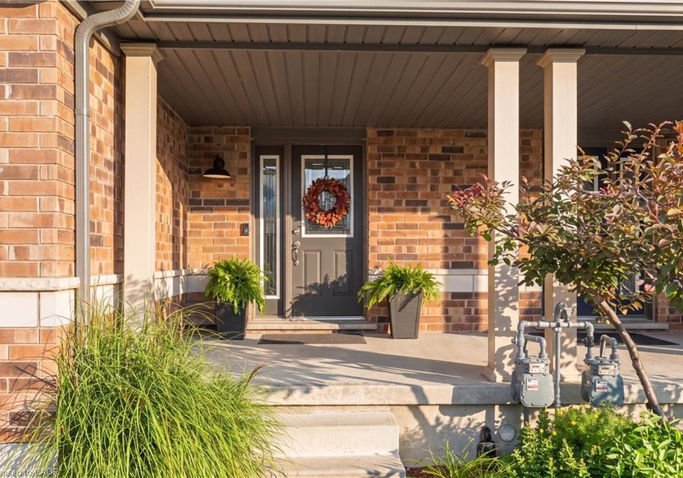 187-eden-oak-trail-kitchener-ontario-40854650
