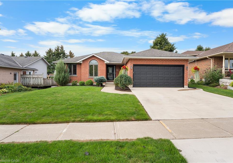 28-keating-drive-elora-ontario-40854651