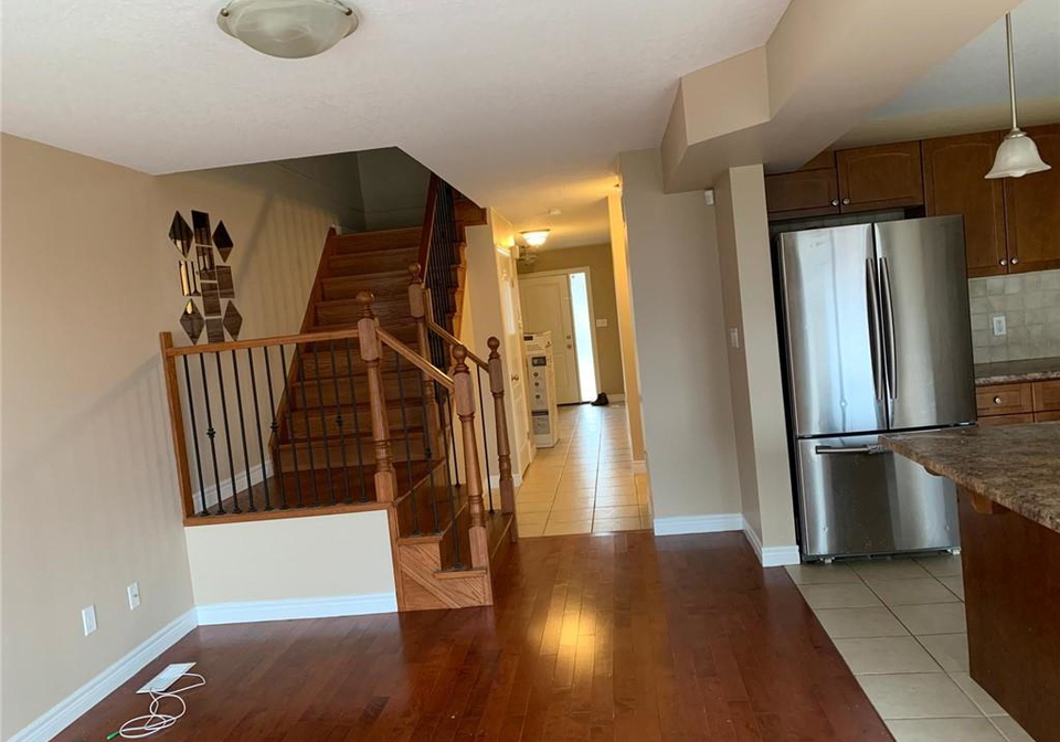 19-amos-drive-guelph-ontario-40854653