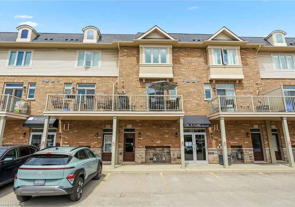 4171-palermo-common-burlington-ontario-40854666