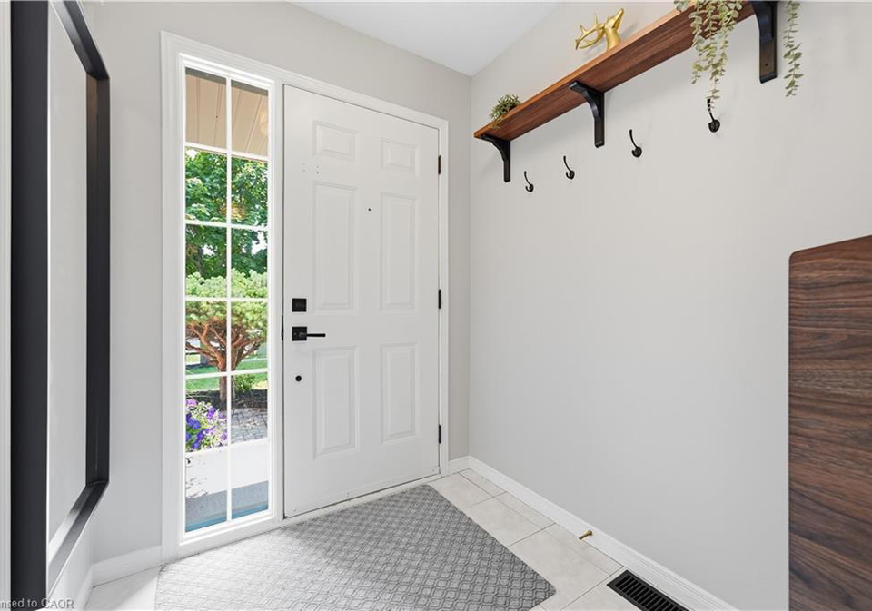 27-bronte-court-waterdown-ontario-40854669