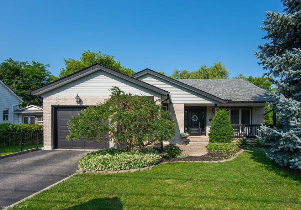 108-queensway-drive-st-jacobs-ontario-40854677