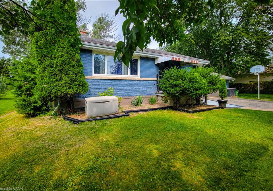 214-miles-road-hamilton-ontario-40854682