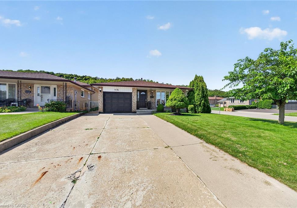 10-glen-cannon-drive-hamilton-ontario-40854694