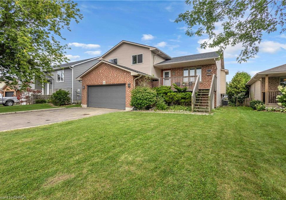 2020-john-street-jarvis-ontario-40854705