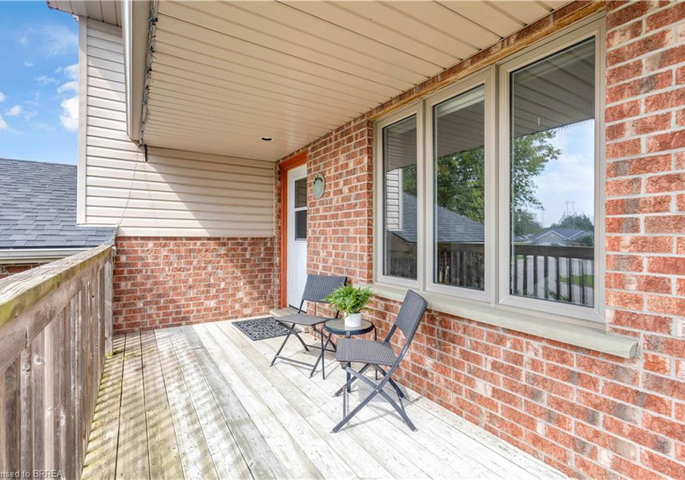 2020-john-street-jarvis-ontario-40854705