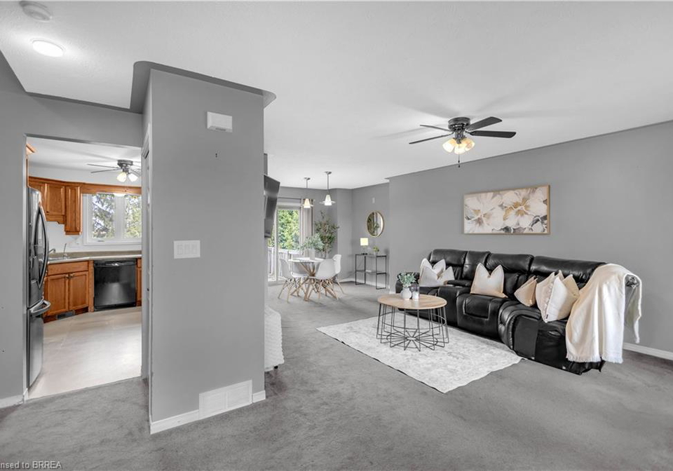 2020-john-street-jarvis-ontario-40854705
