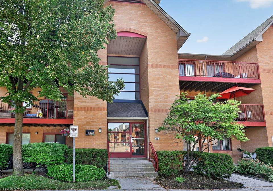 1482-pilgrims-way-oakville-ontario-40854728