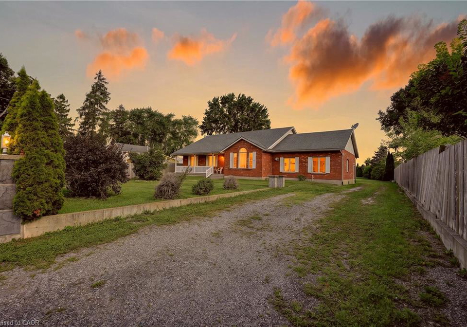 54132-best-line-aylmer-ontario-40854731