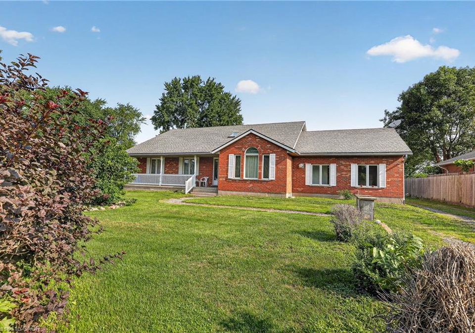 54132-best-line-aylmer-ontario-40854731