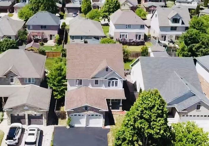 43-decaro-crescent-cambridge-ontario-40854736