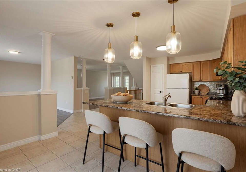 43-decaro-crescent-cambridge-ontario-40854736