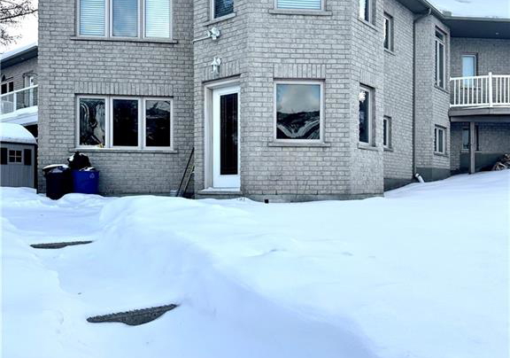 572-hidden-valley-road-kitchener-ontario-40854742