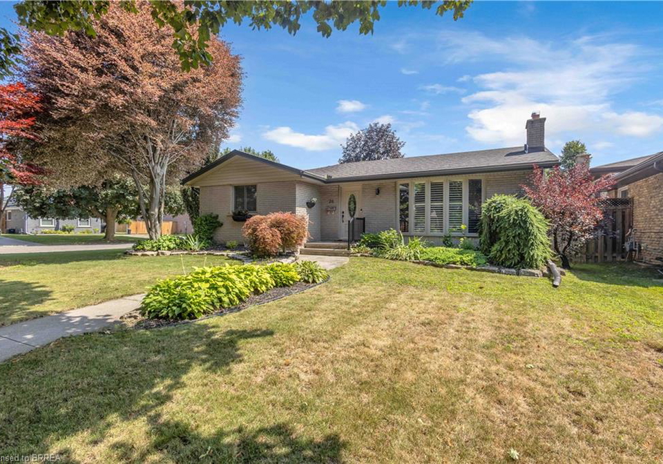 26-penny-lane-brantford-ontario-40854743