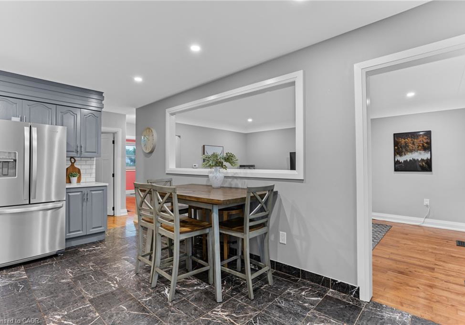 62-randall-avenue-stoney-creek-ontario-40854784