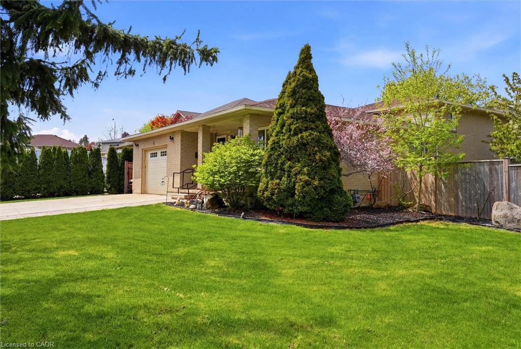 18-anne-court-grimsby-ontario-40854795