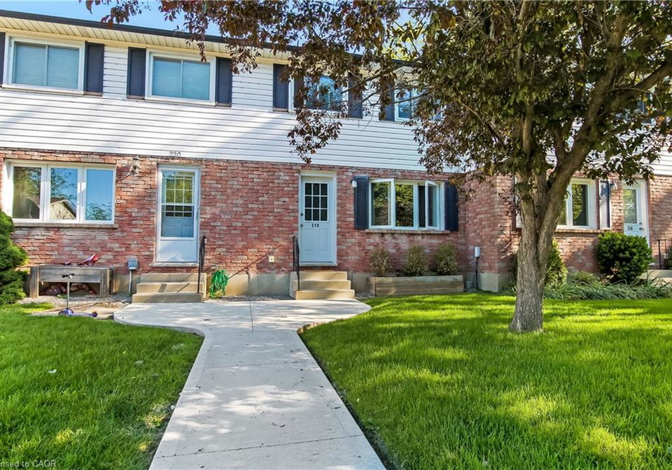 218-richardson-drive-port-dover-ontario-40854887