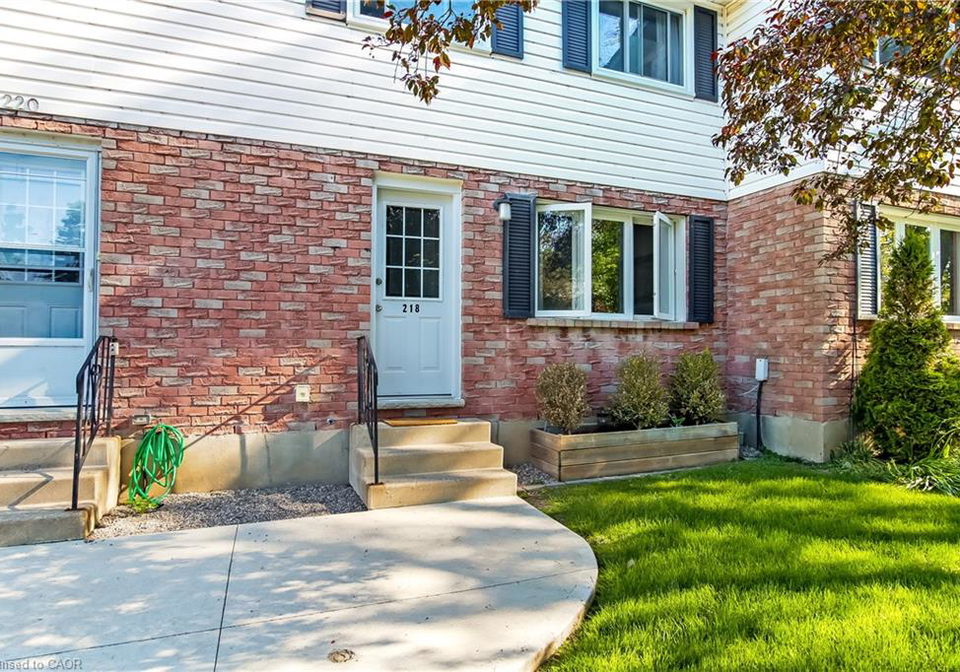 218-richardson-drive-port-dover-ontario-40854887