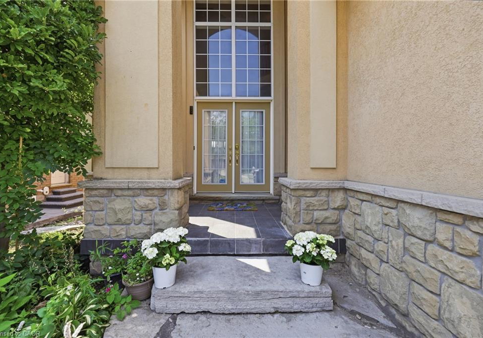 64-joshua-avenue-ancaster-ontario-40854902