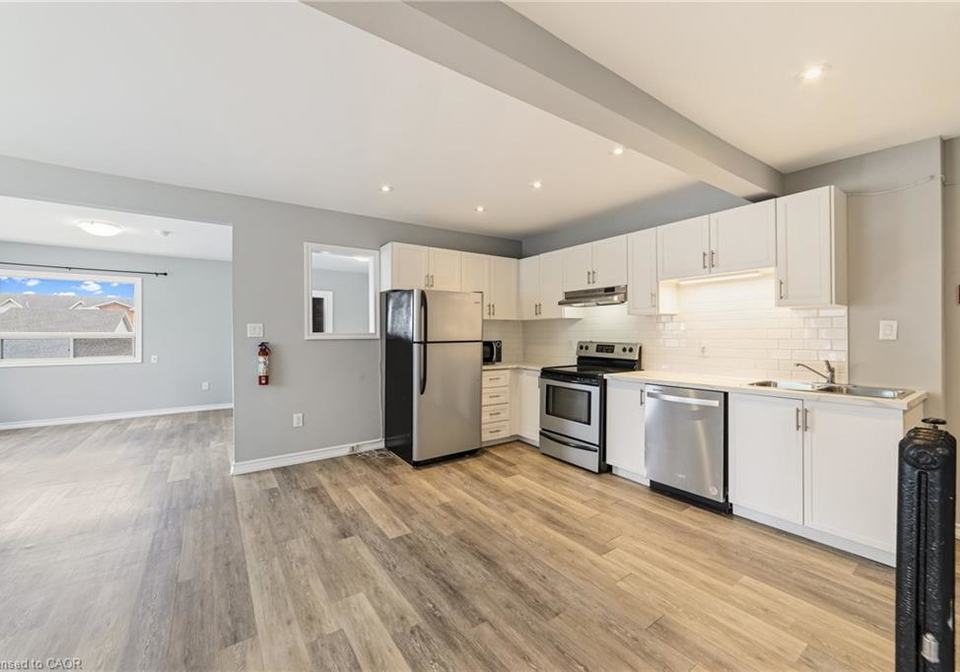 468-main-street-e-hamilton-ontario-40854924