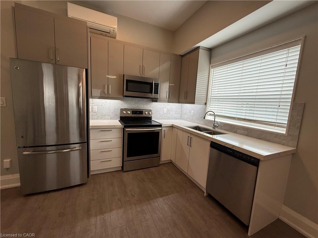 2548-eglinton-avenue-w-toronto-ontario-40854953