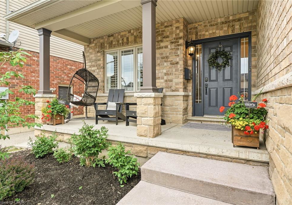 53-valiant-circle-binbrook-ontario-40854954