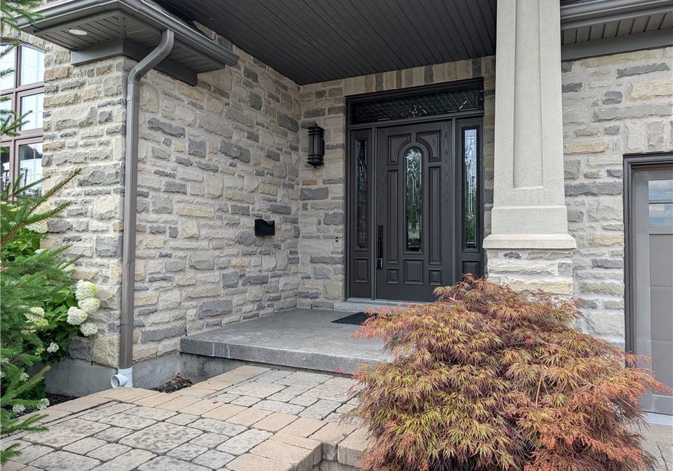 303-terrace-wood-crescent-kitchener-ontario-40854965