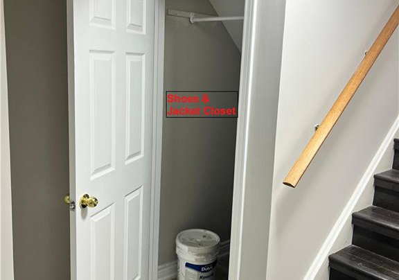 112-hollyridge-crescent-kitchener-ontario-40854993