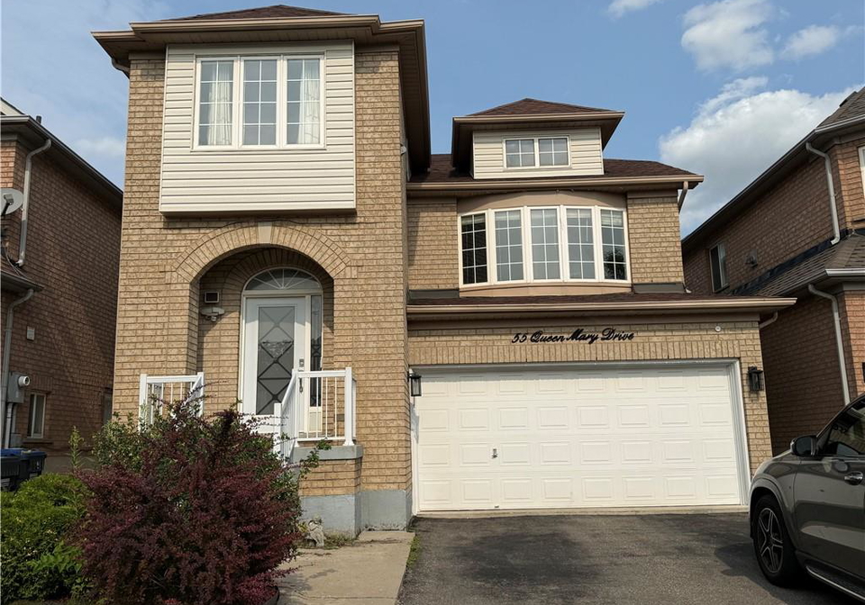 55-queen-mary-drive-brampton-ontario-40854995