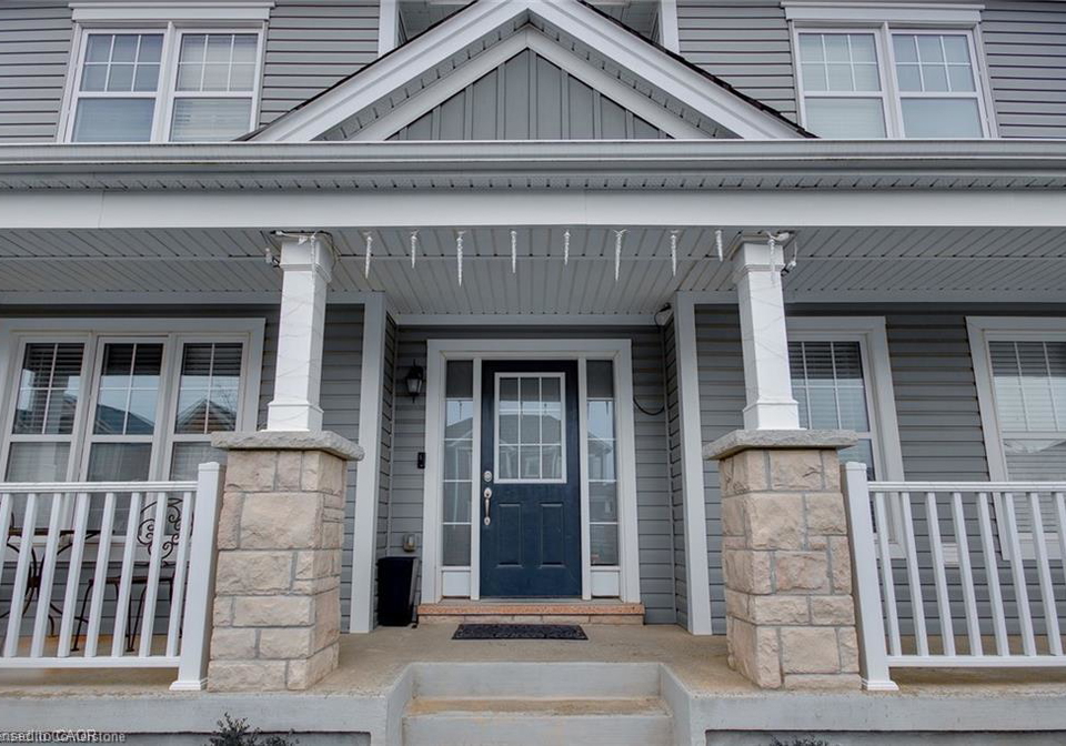 18-blue-oak-street-kitchener-ontario-40855031