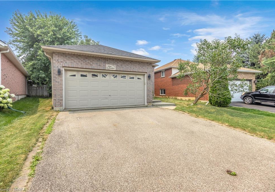 4-dowden-avenue-brantford-ontario-40855038