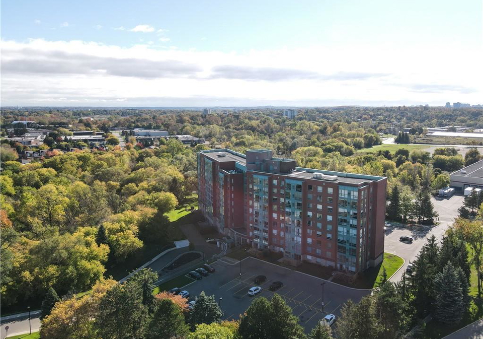 55-blue-springs-drive-waterloo-ontario-40855044