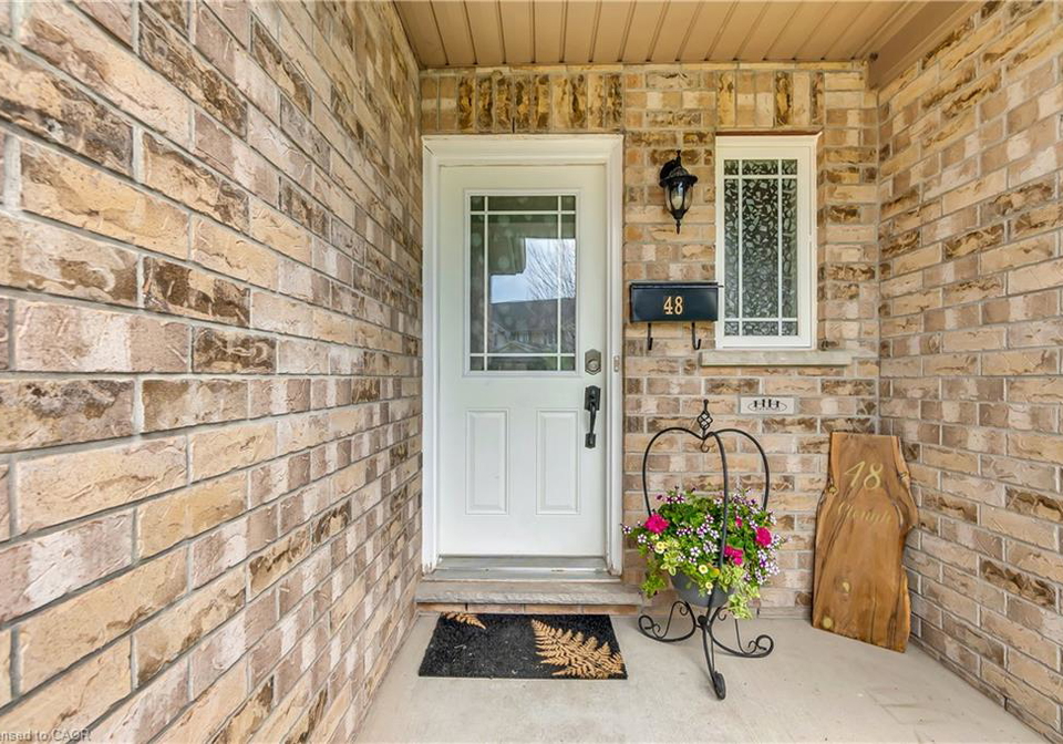 48-clough-crescent-guelph-ontario-40855051